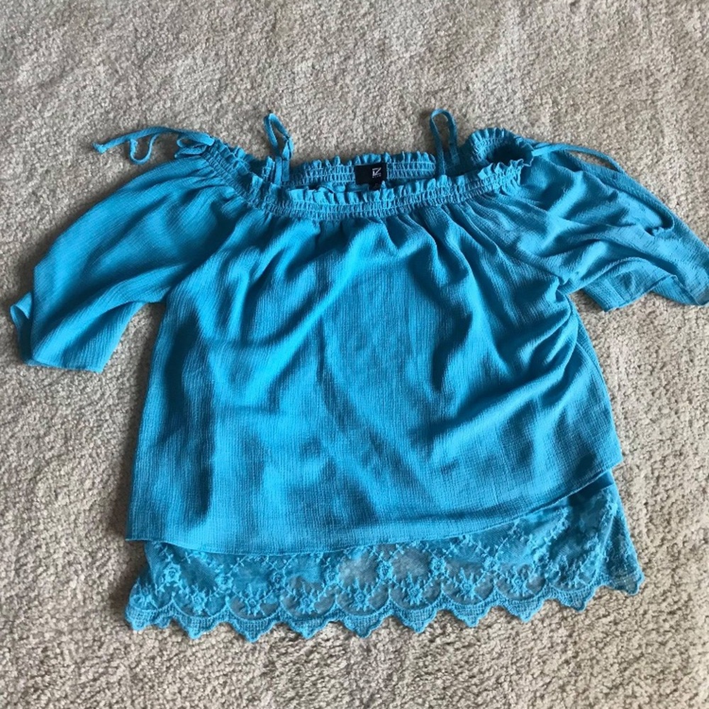 Cold shoulder shirt